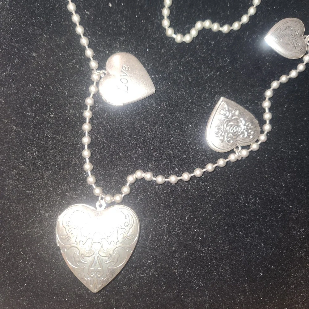 Silver Tone Heart Locket Charm‎ Necklace Beaded Chain Love Rose Engraved